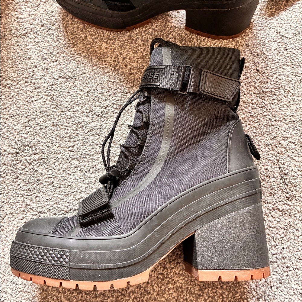Converse Black Chunky Heel Combat Boots GR82 563468C size 7.5